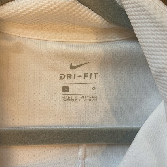 Nike Women's White Full-Zip Top - Picture 4 of 5